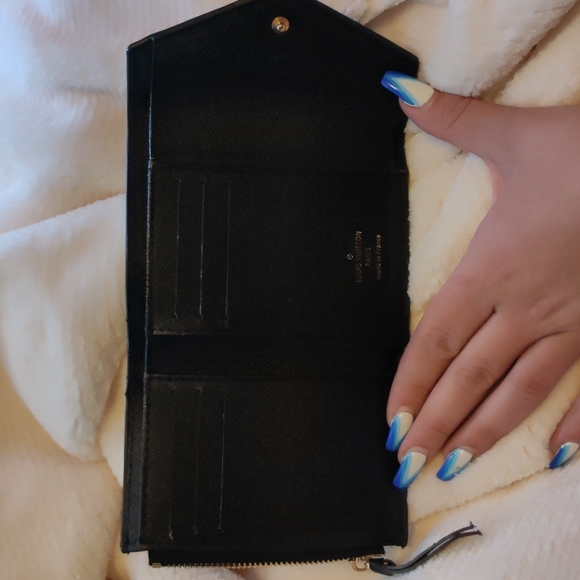 Louis Vuitton Iris XS wallet - Picture 3 of 5